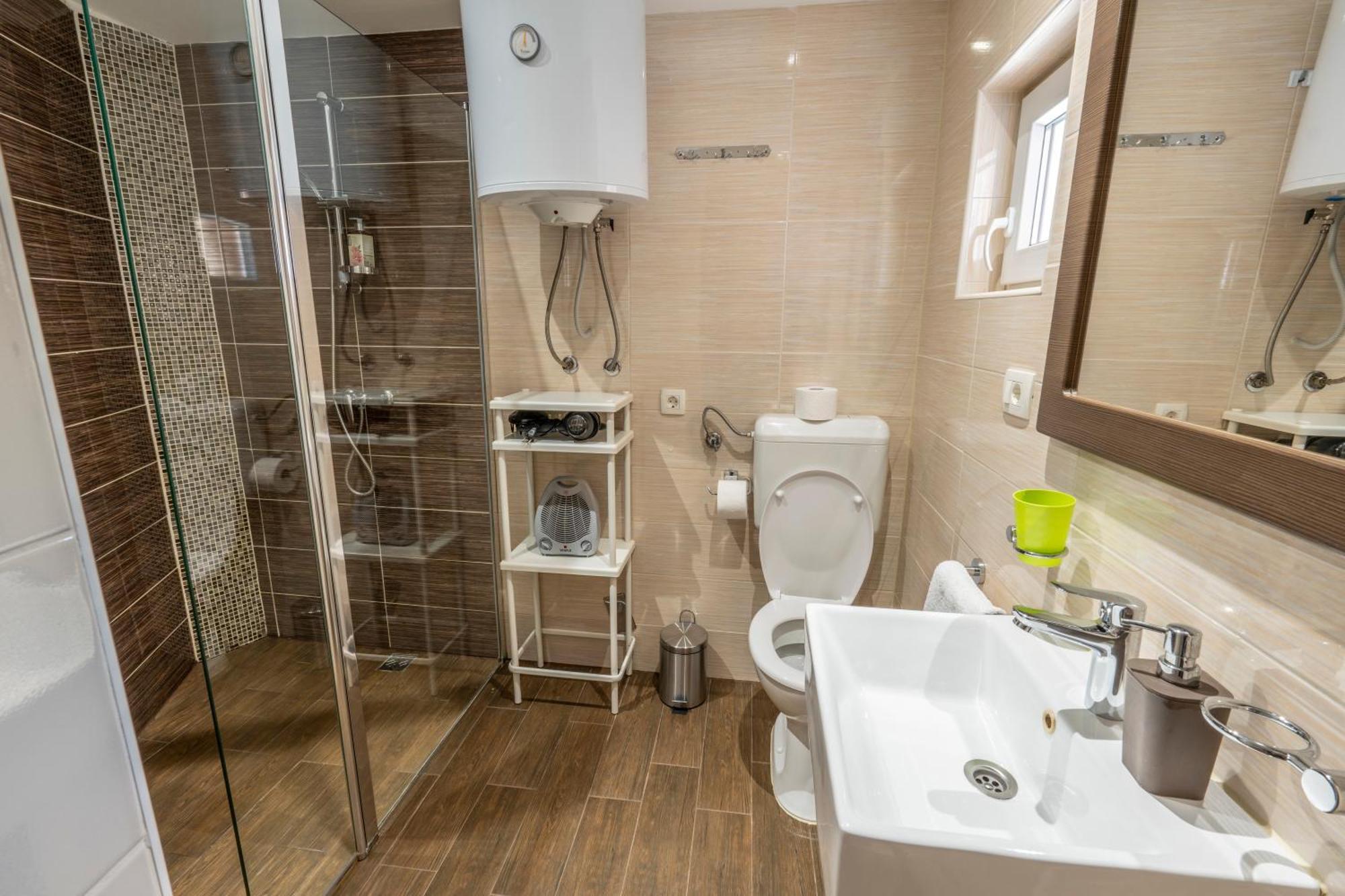Apartment Anitea Pula Bagian luar foto